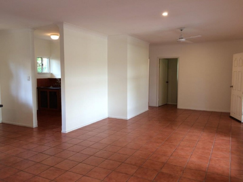 8 Thooleer Close, Cooya Beach QLD 4873