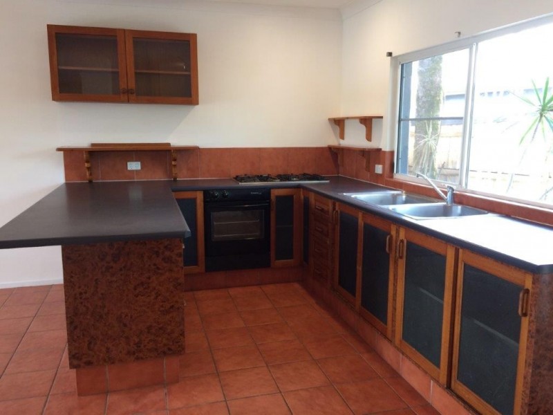 8 Thooleer Close, Cooya Beach QLD 4873