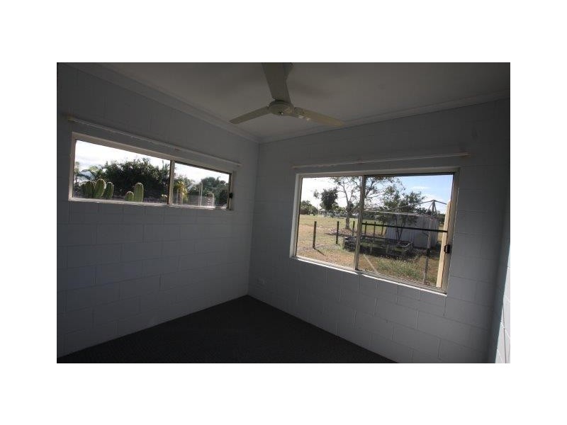 19 Allamanda St, Cooya Beach QLD 4873