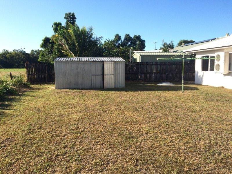 8 Shalom Close, Cooya Beach QLD 4873