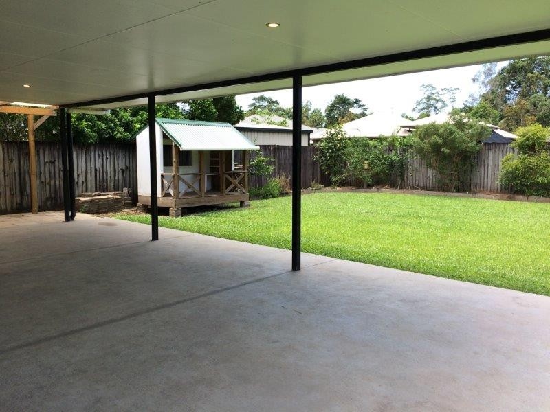 4 Waratah Close, Mossman QLD 4873