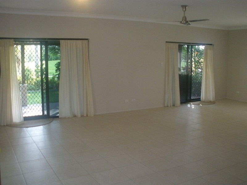 Port Douglas QLD 4877