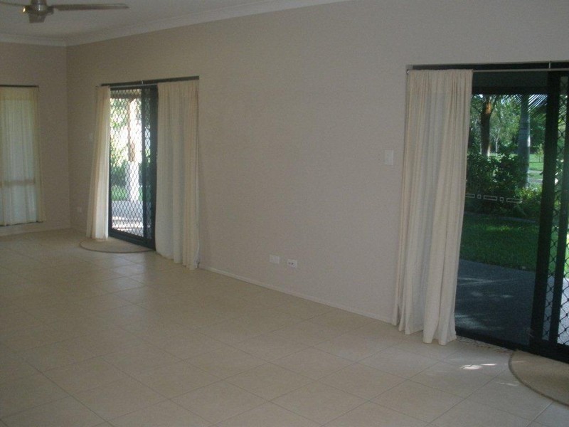 Port Douglas QLD 4877