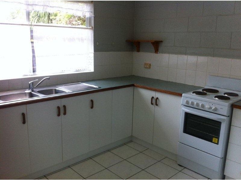 2/26 Thooleer Close, Cooya Beach QLD 4873