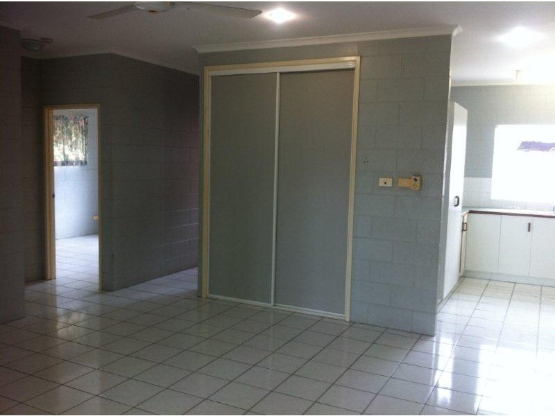 2/26 Thooleer Close, Cooya Beach QLD 4873