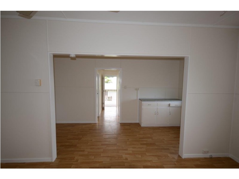 15 Johnston Road, Mossman QLD 4873