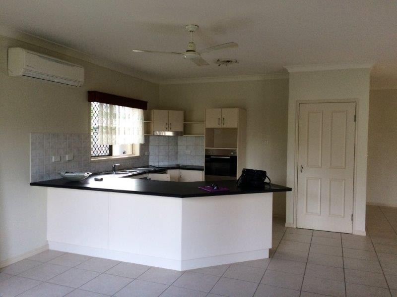 4 Gerygone Close, Mossman QLD 4873