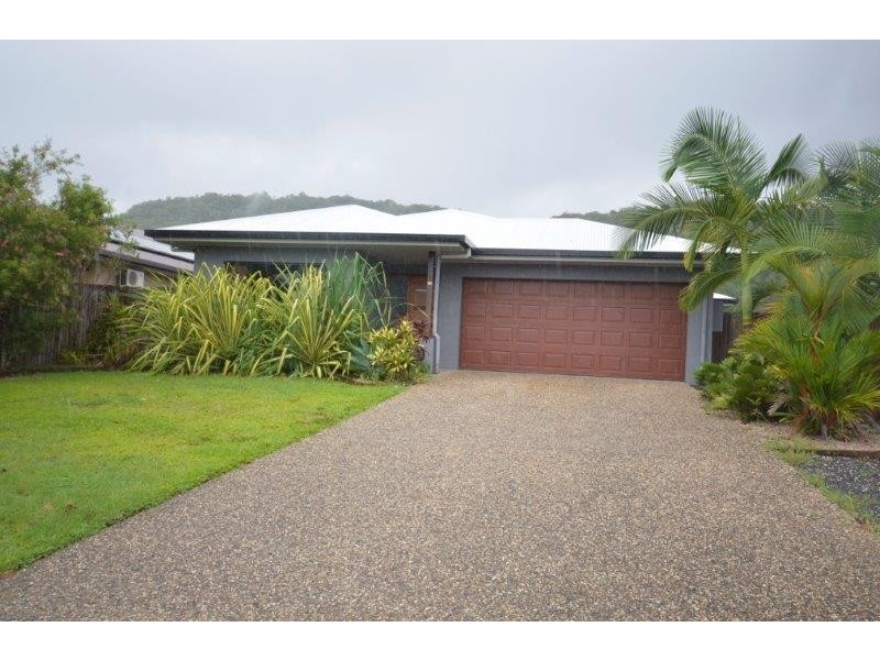 16 Satinash Street, Mossman QLD 4873