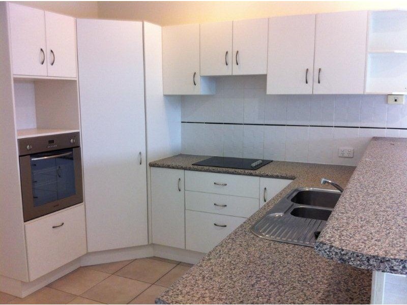 9 Shearwater Street, Port Douglas QLD 4877