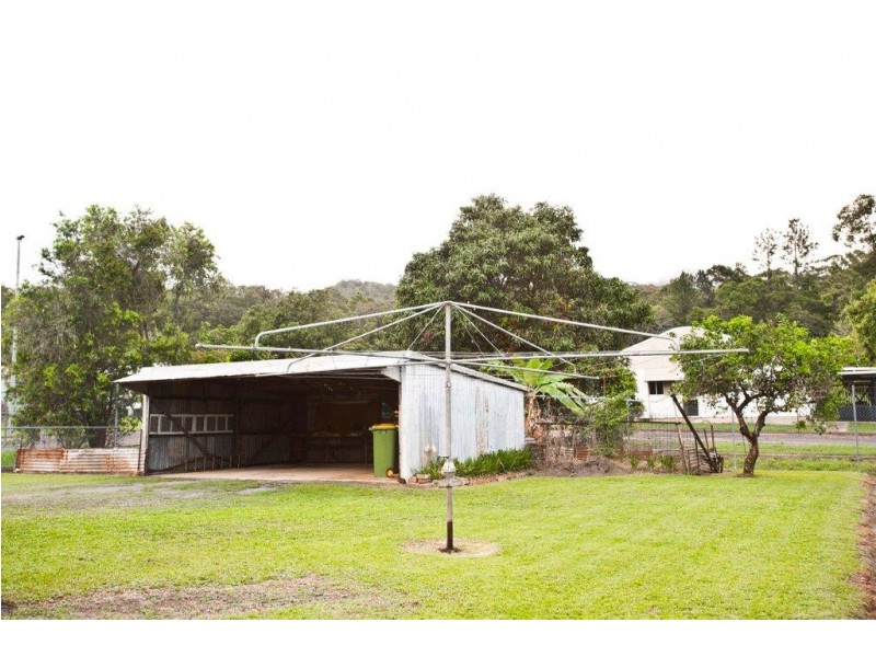 49 Pringle Street, Mossman QLD 4873