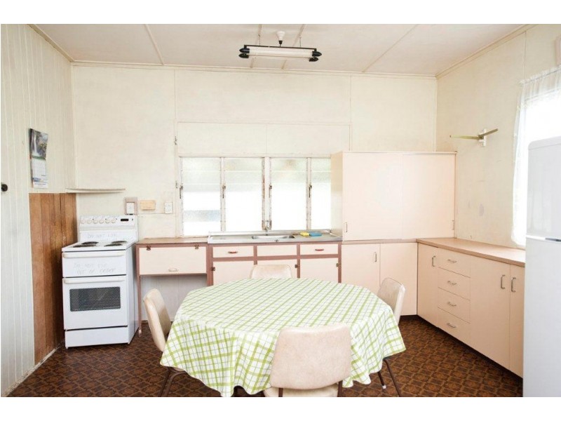 49 Pringle Street, Mossman QLD 4873