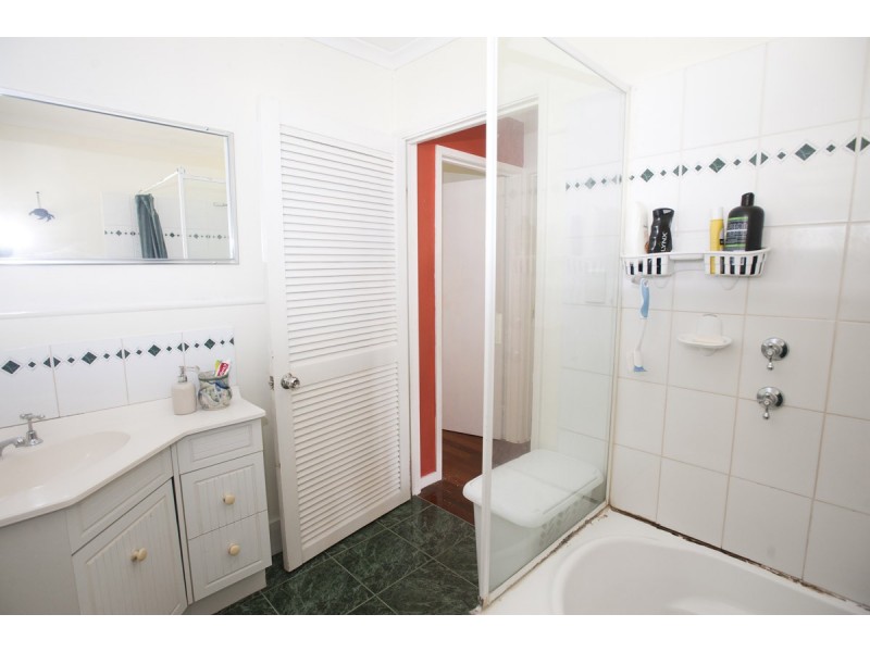 4 Sylvia Close, Wonga QLD 4873