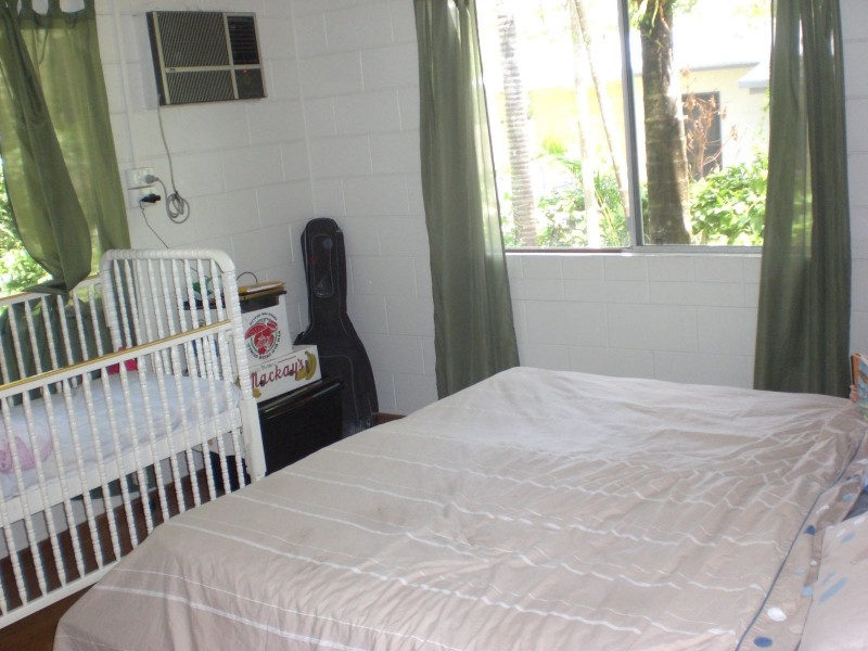 33 Pringle Street, Mossman QLD 4873