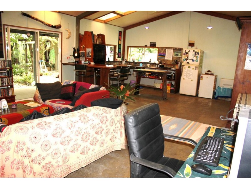 65 Thornton Peak Drive FOREST CREEK, Daintree QLD 4873