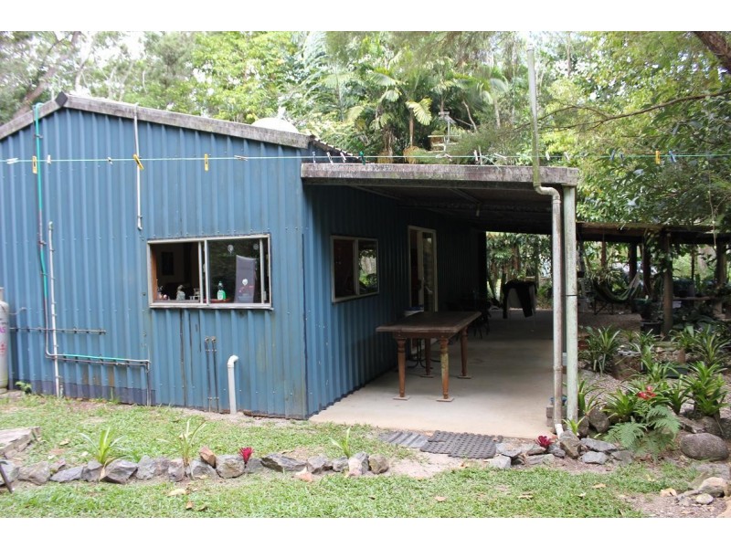 65 Thornton Peak Drive FOREST CREEK, Daintree QLD 4873