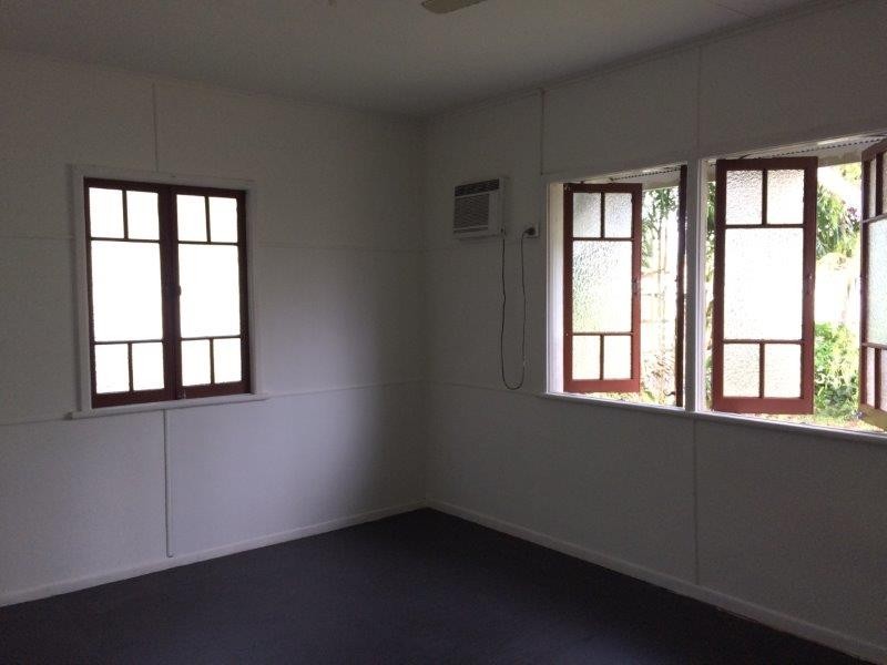 16 Mill Street, Mossman QLD 4873