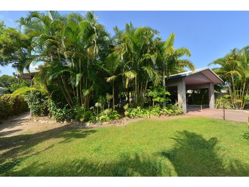 14 Bayil Drive, Cooya Beach QLD 4873
