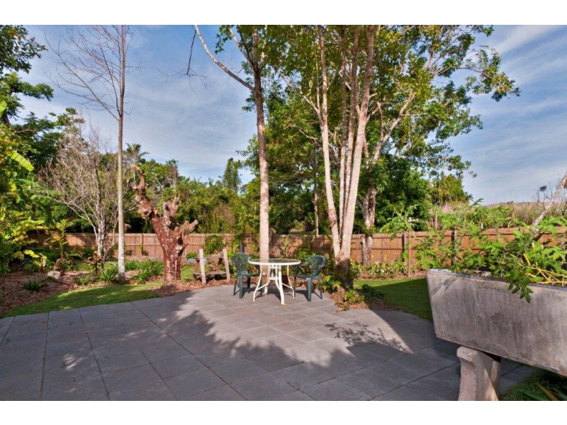 6 Crawford Street, Mossman QLD 4873