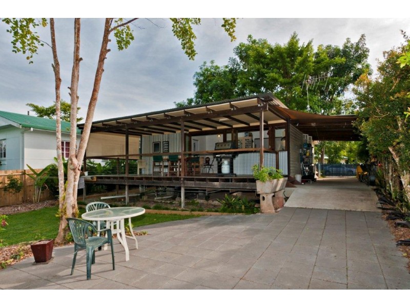 6 Crawford Street, Mossman QLD 4873