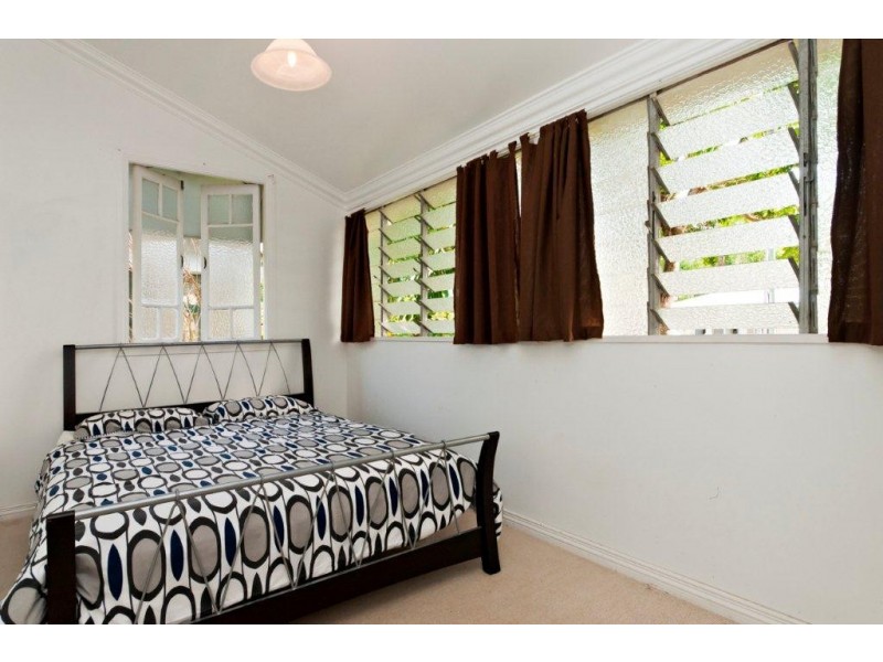 6 Crawford Street, Mossman QLD 4873