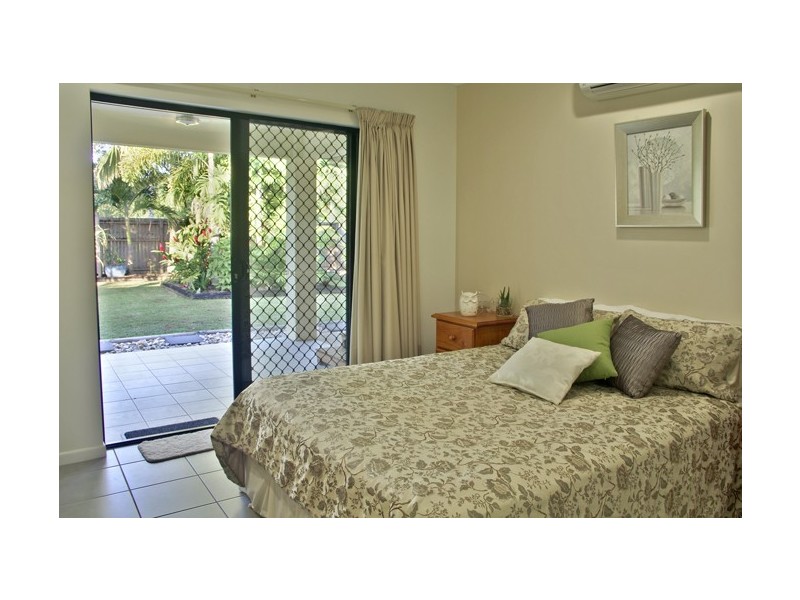 11 Forest Glen Drive, Mossman QLD 4873