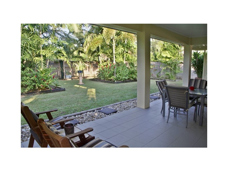 11 Forest Glen Drive, Mossman QLD 4873
