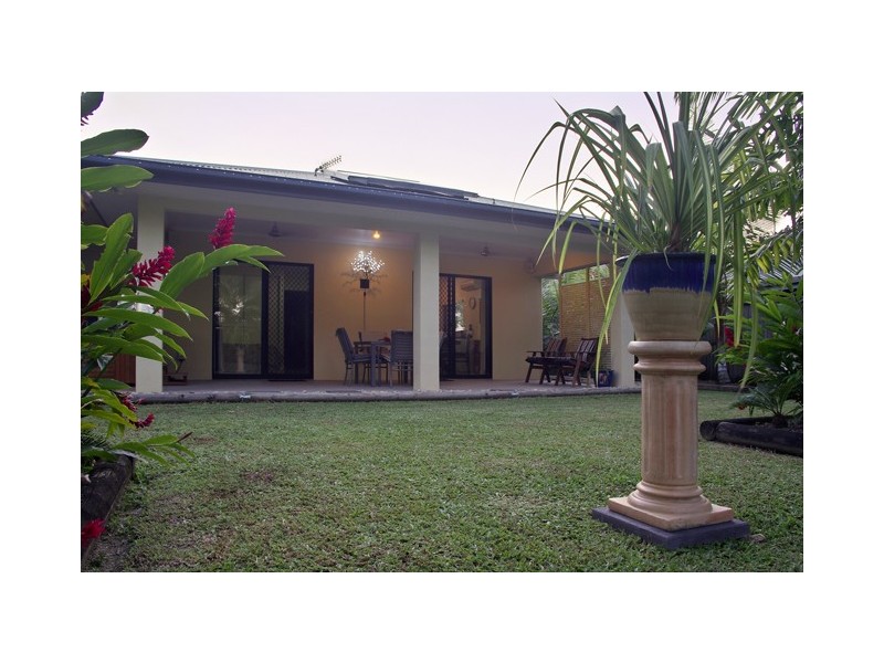 11 Forest Glen Drive, Mossman QLD 4873