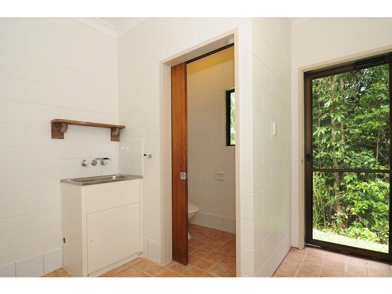 44 Kahana Road, Whyanbeel QLD 4873