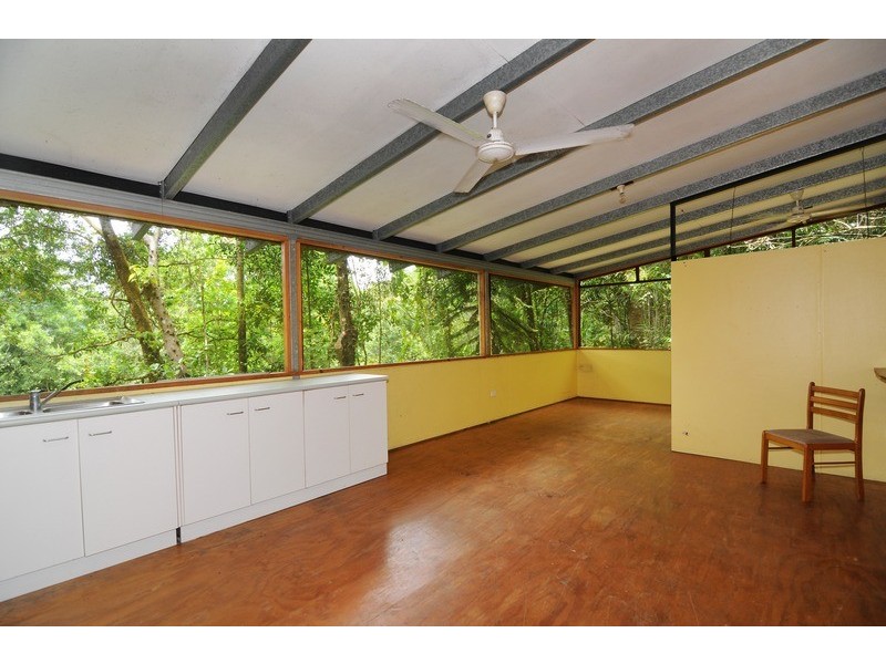 44 Kahana Road, Whyanbeel QLD 4873