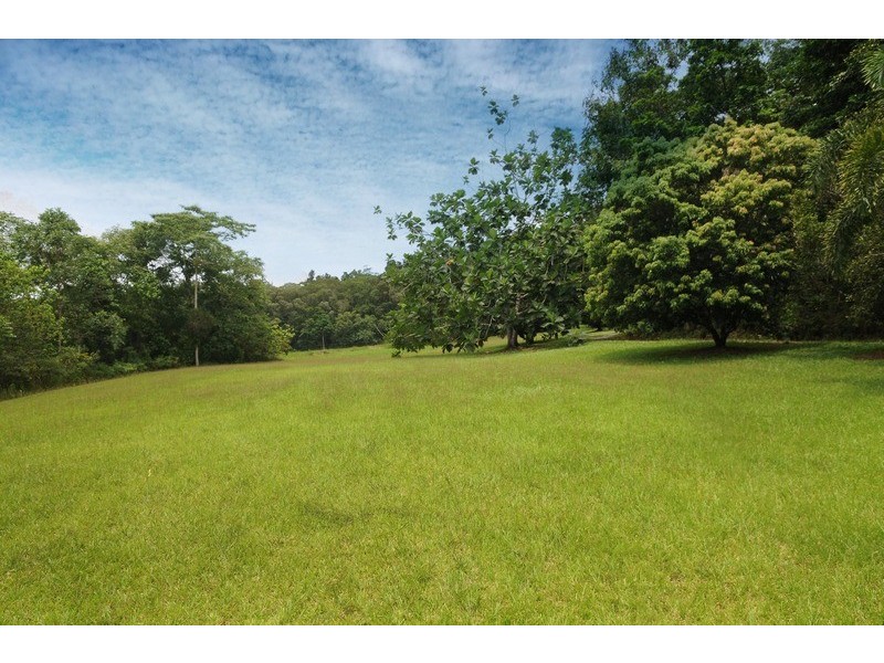 44 Kahana Road, Whyanbeel QLD 4873