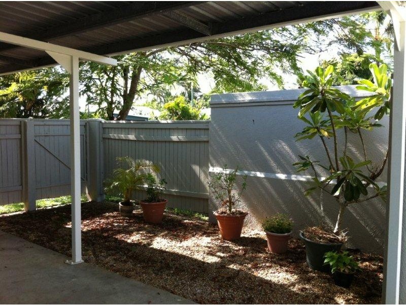 1/4 Olive Street, Newell QLD 4873