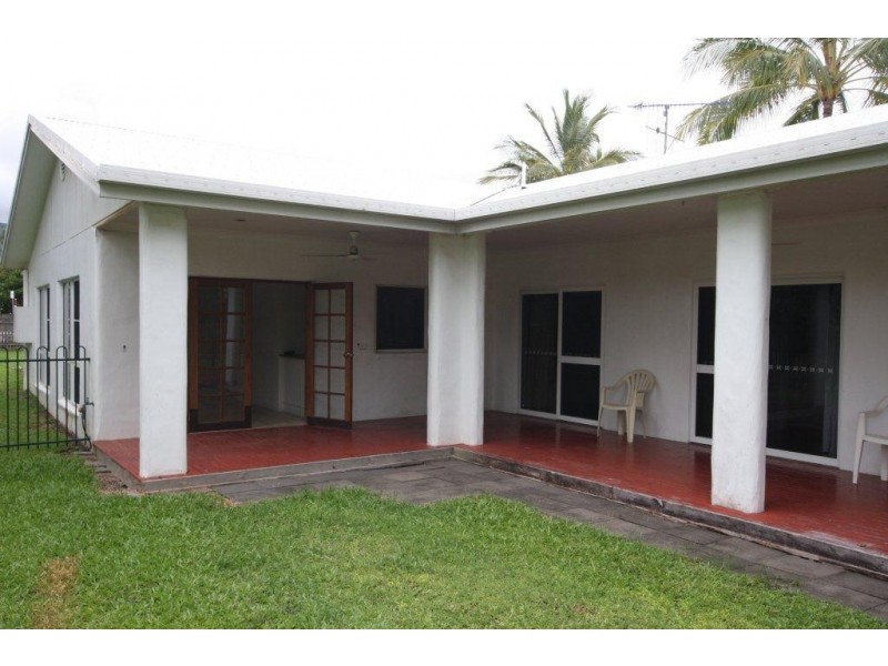 7 Endeavour Street, Port Douglas QLD 4877