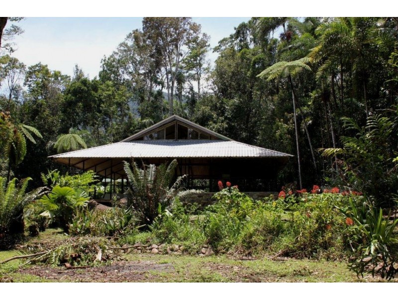 191 Stonewood Road DIWAN, Daintree QLD 4873