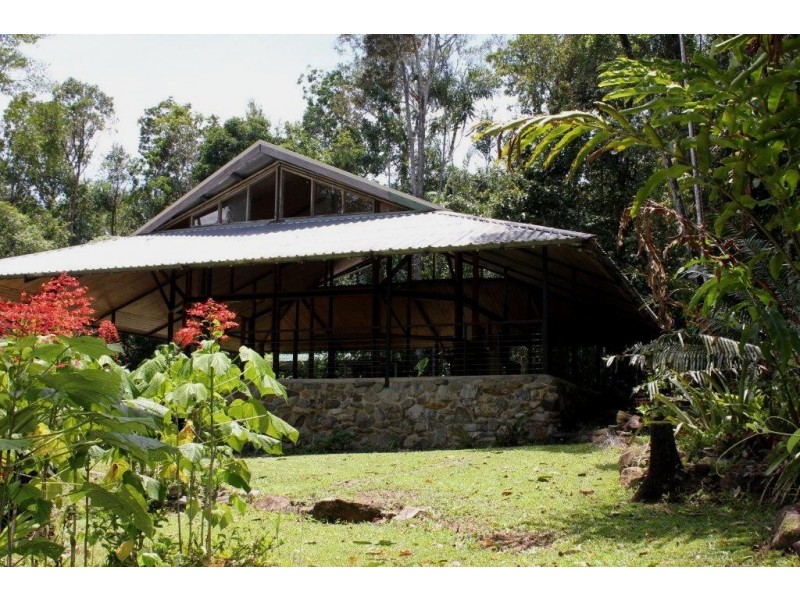 191 Stonewood Road DIWAN, Daintree QLD 4873