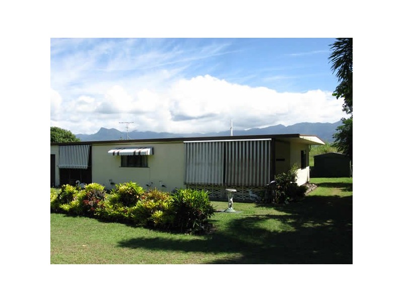 16 Marine Parade, Newell QLD 4873