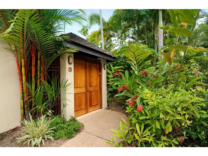 11-17 St Crispins, Port Douglas QLD 4877