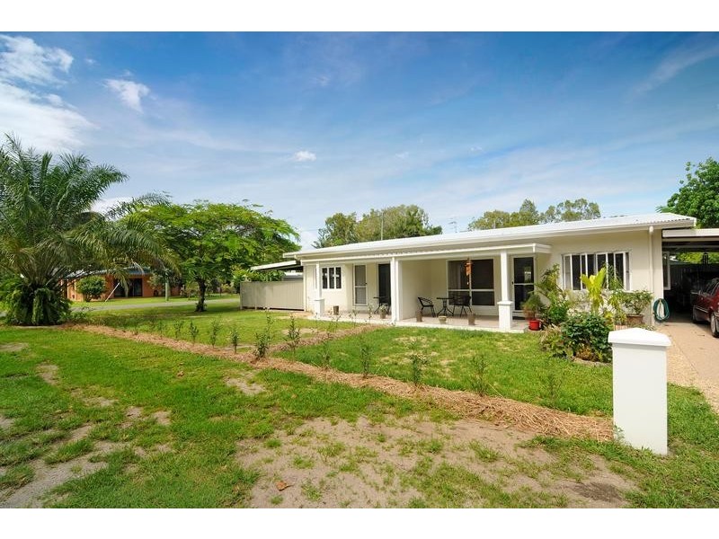 1 and 2/4 Short Street, Newell QLD 4873