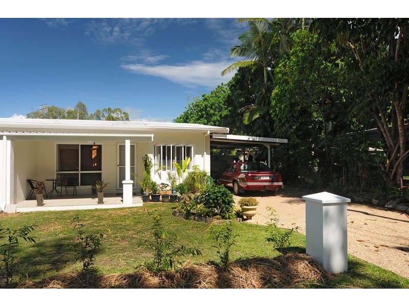 1 and 2/4 Short Street, Newell QLD 4873