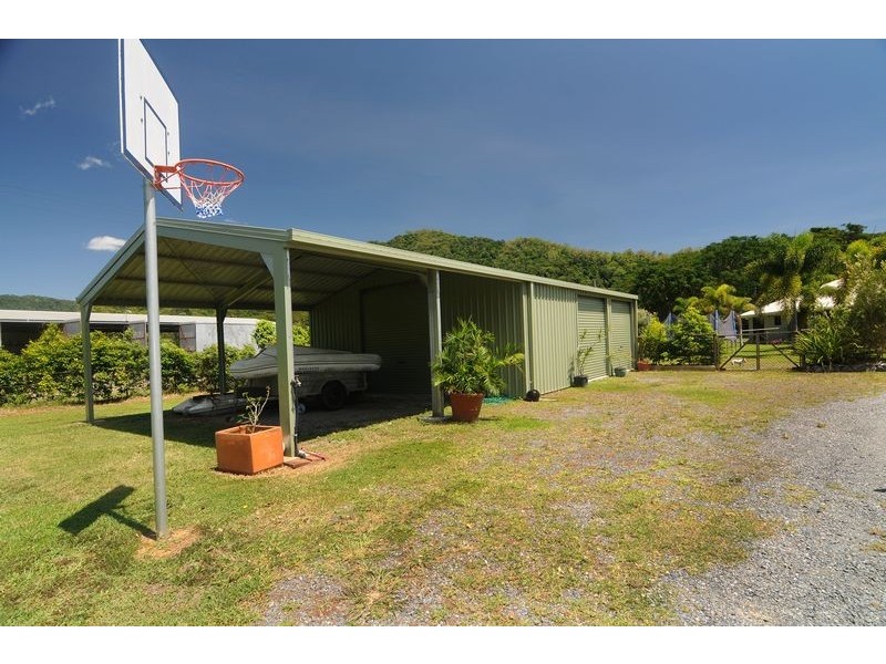 42 Mowbray River Rd, Mowbray QLD 4877