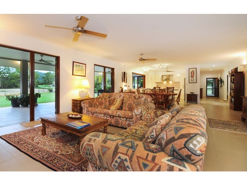 42 Mowbray River Rd, Mowbray QLD 4877