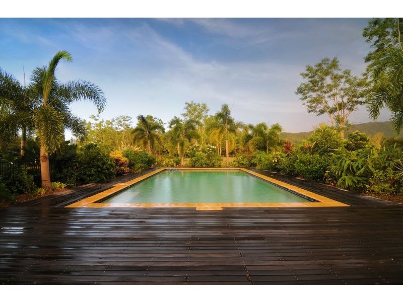42 Mowbray River Rd, Mowbray QLD 4877