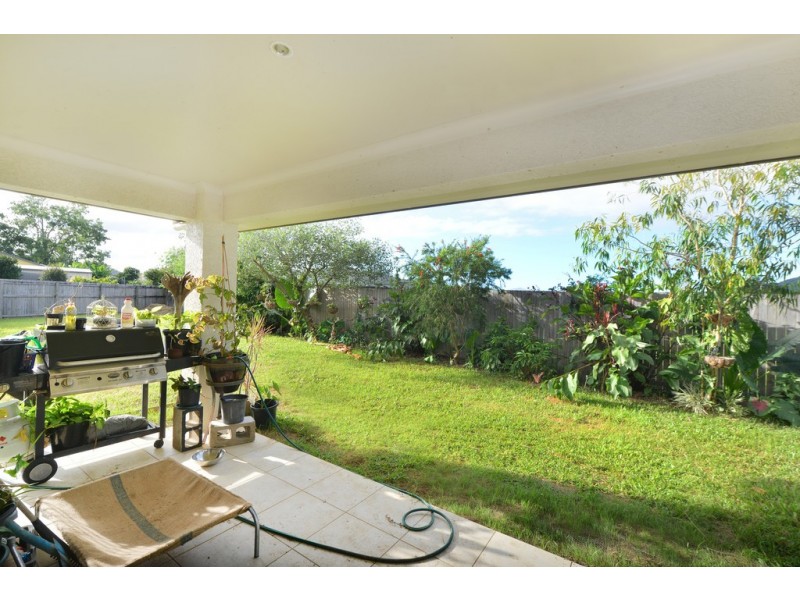 8 Spoonbill Close, Mossman QLD 4873