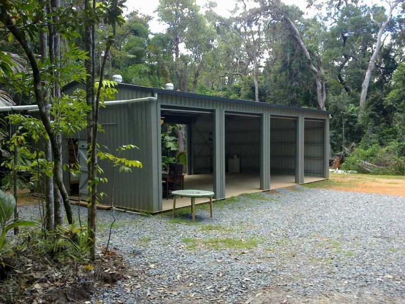 147 Wattle Close COW BAY, Daintree QLD 4873