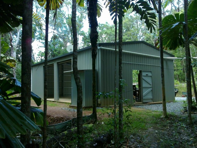 147 Wattle Close COW BAY, Daintree QLD 4873
