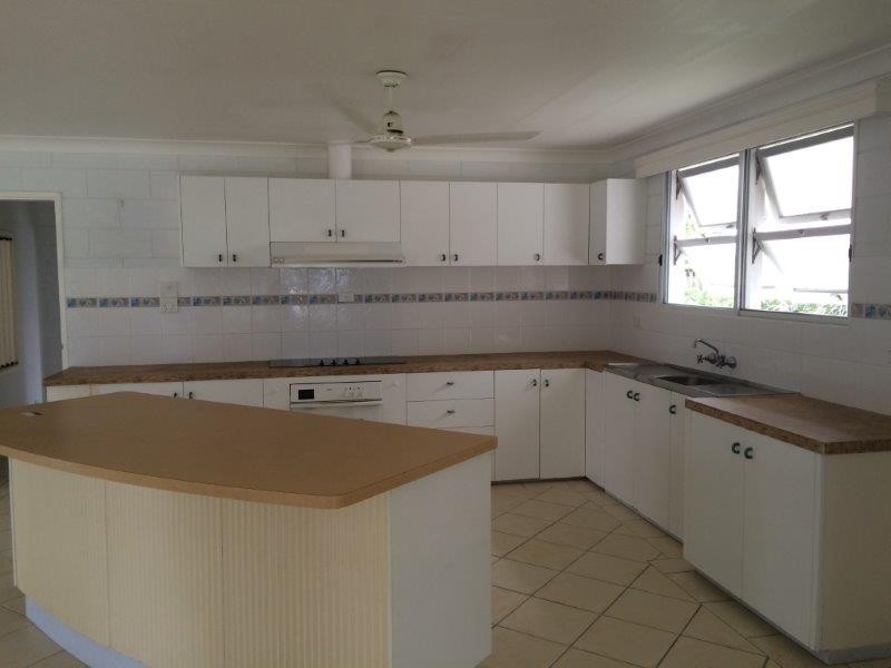 144 Marine Parade, Newell QLD 4873