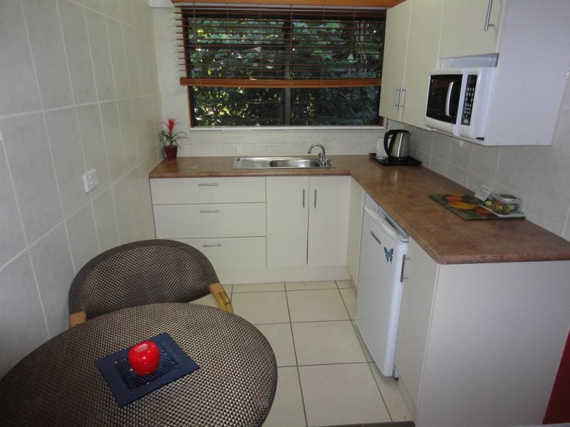 336 Cape Tribulation Road COW BAY, Daintree QLD 4873