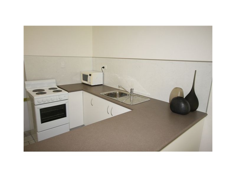 1/5 Short Street, Newell QLD 4873