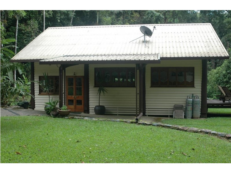 190 Stonewood Road DIWAN, Daintree QLD 4873