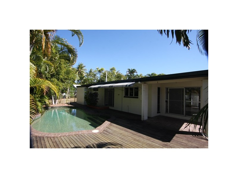 49 Reef Street, Port Douglas QLD 4877