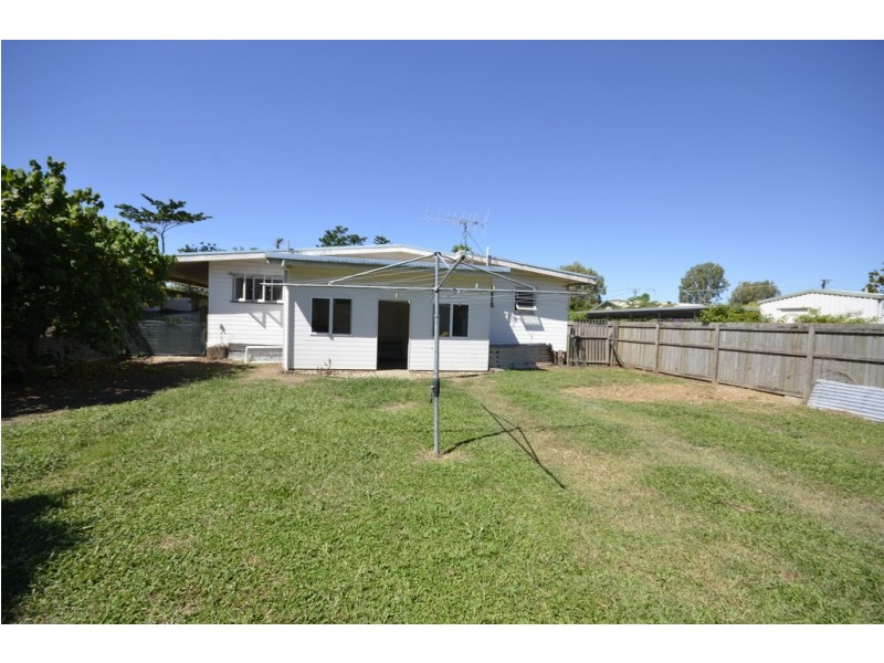 25 Alchera Drive, Mossman QLD 4873